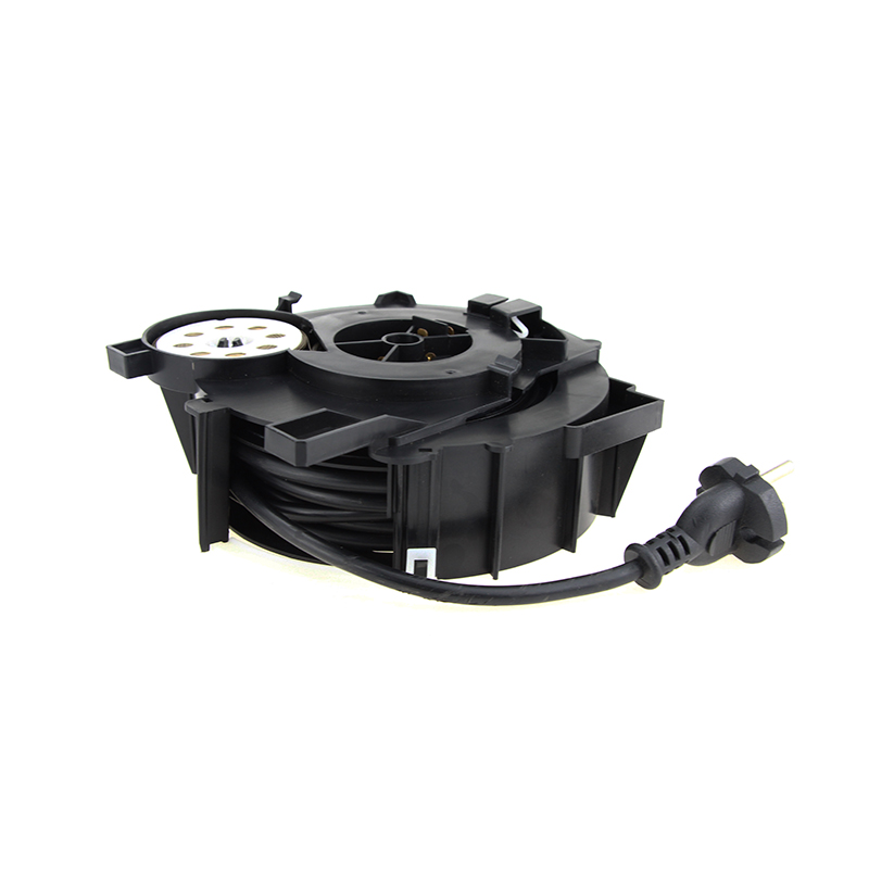 Auto Rewinding Flat VDE Cable Reel in Weatherproof Extension Cord